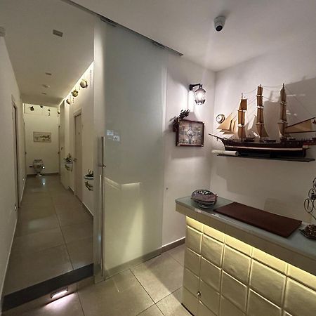 Prestige Bed & Breakfast Наполи Екстериор снимка