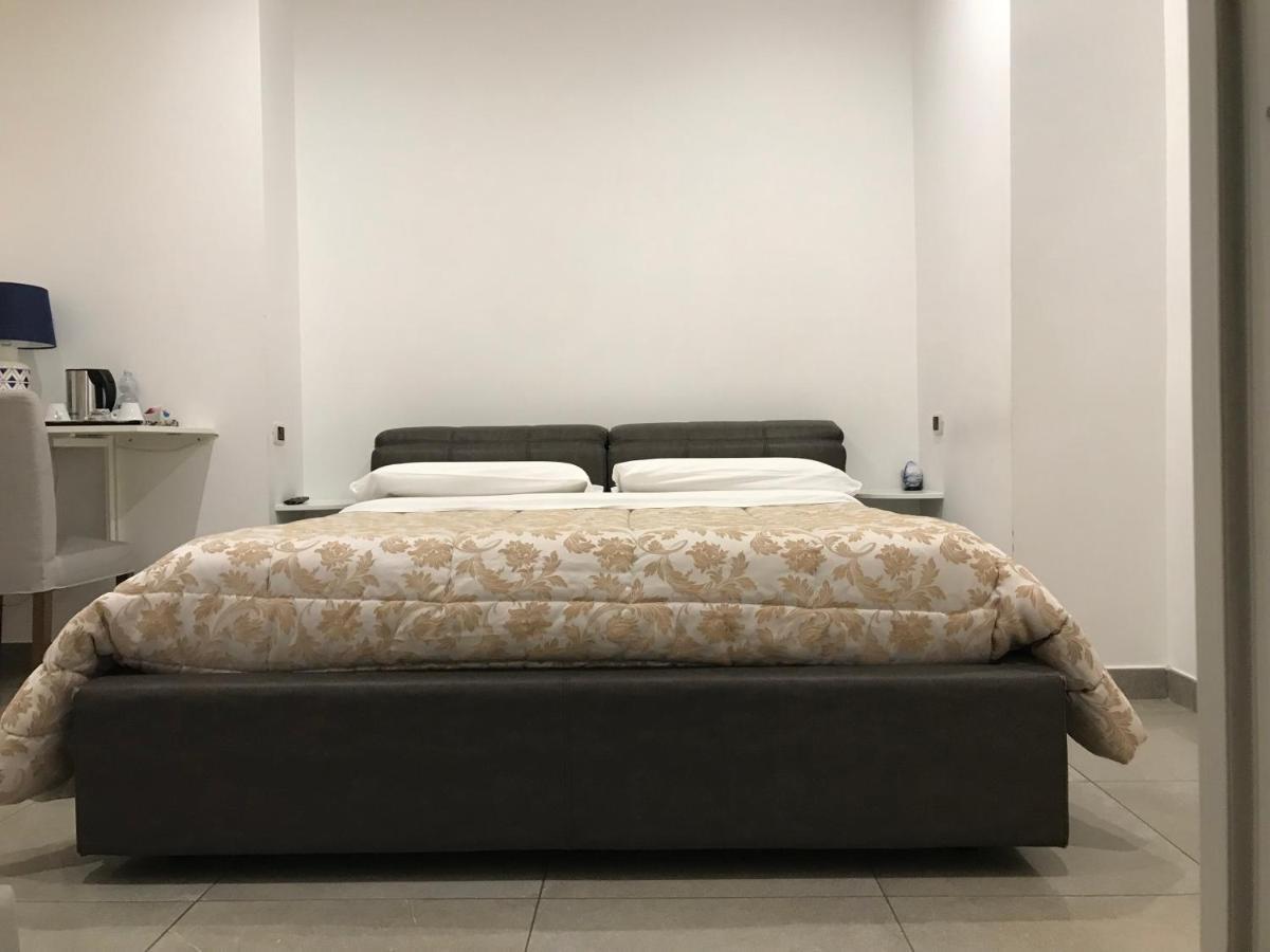 Prestige Bed & Breakfast Наполи Екстериор снимка