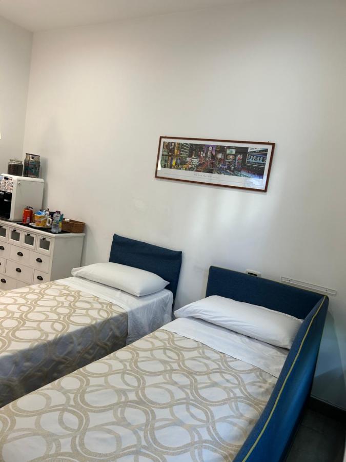 Prestige Bed & Breakfast Наполи Екстериор снимка