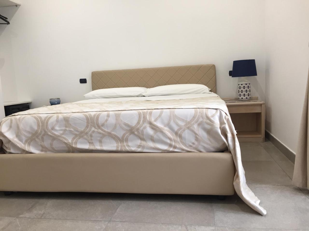Prestige Bed & Breakfast Наполи Екстериор снимка