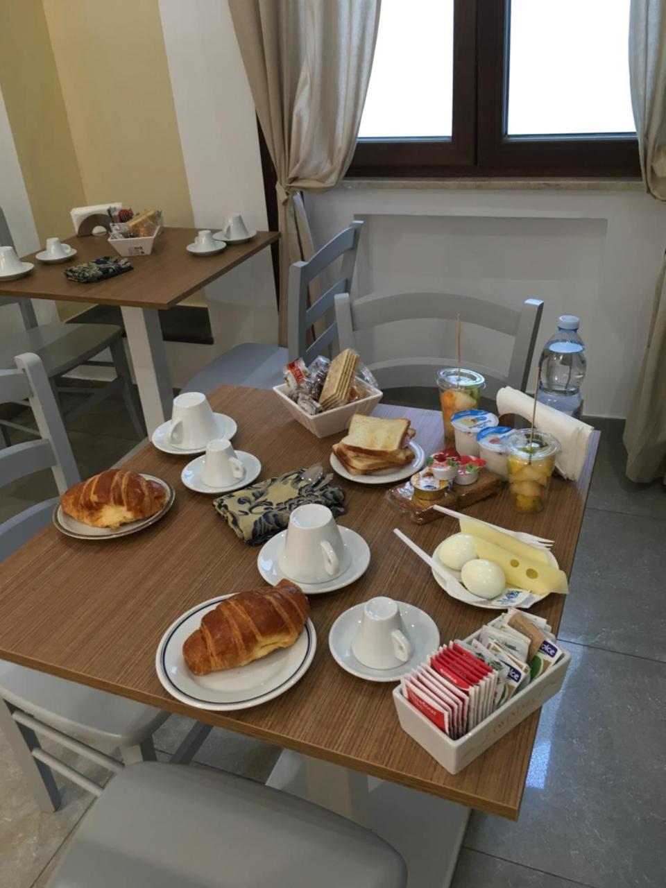 Prestige Bed & Breakfast Наполи Екстериор снимка