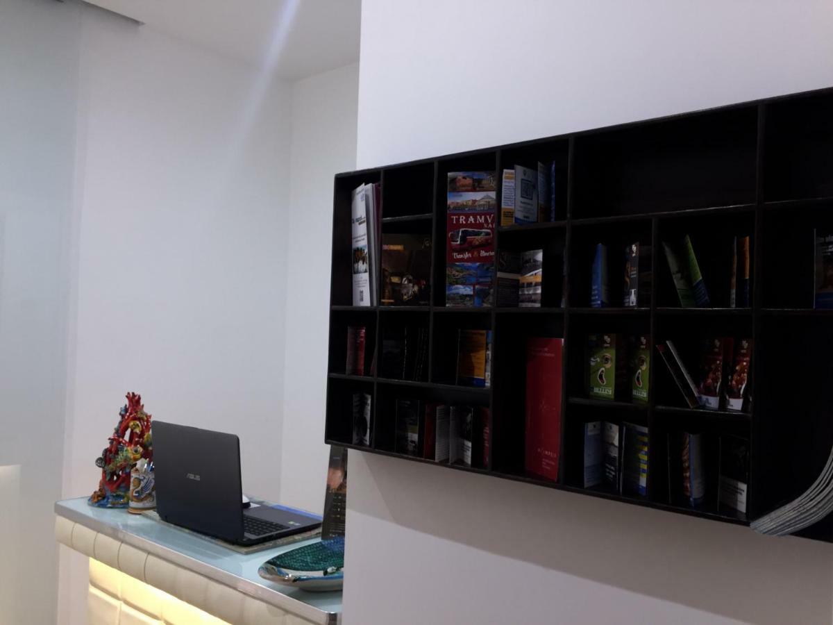 Prestige Bed & Breakfast Наполи Екстериор снимка
